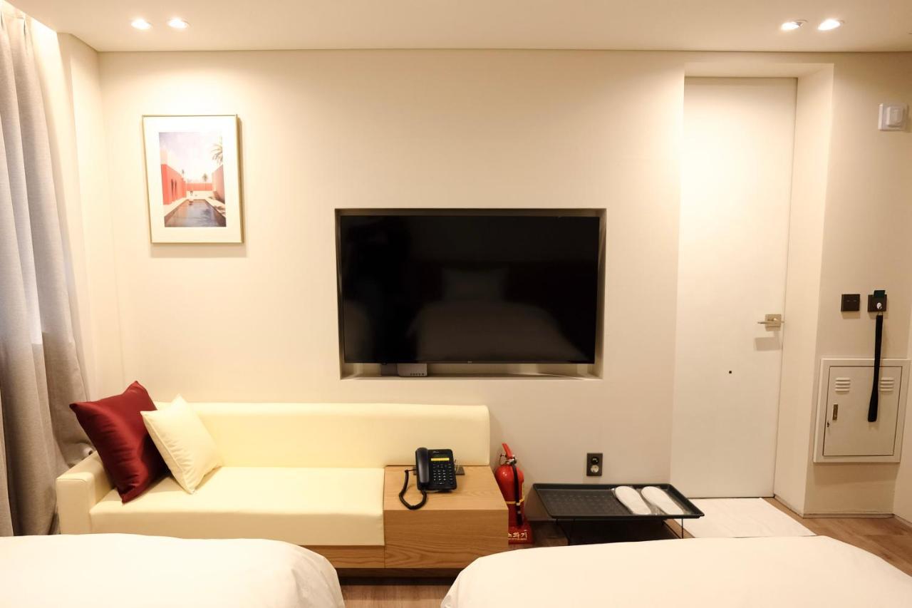 Eden Foret Hotel تشونغجو المظهر الخارجي الصورة